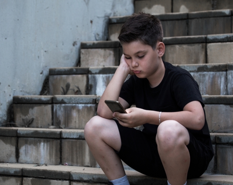 Káros a közösségi média a tinédzserek mentális egészségére